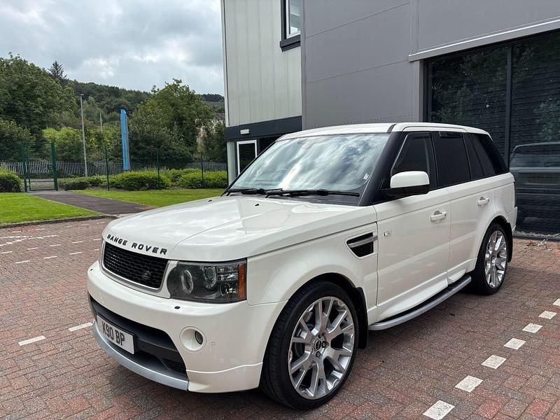 White Used 2010 Land Rover Range Rover Autobiography SUV | £8,995 (Fair price) - Image 1/4