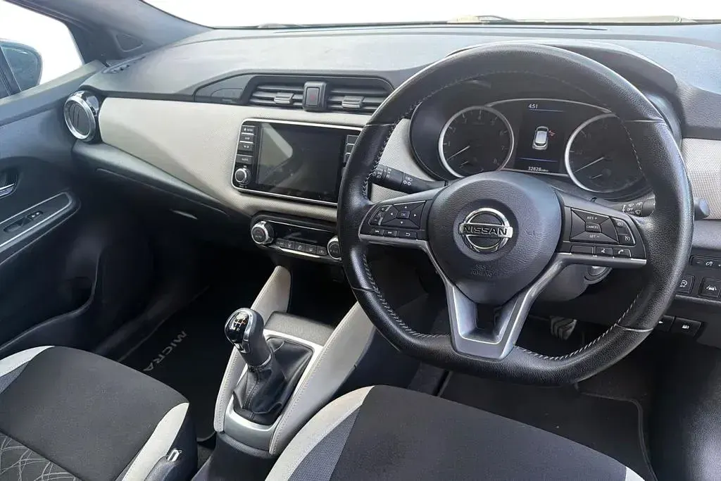 Used Nissan Micra N-Connecta 90 HP (66 kW) 2018 Grey Hatchback