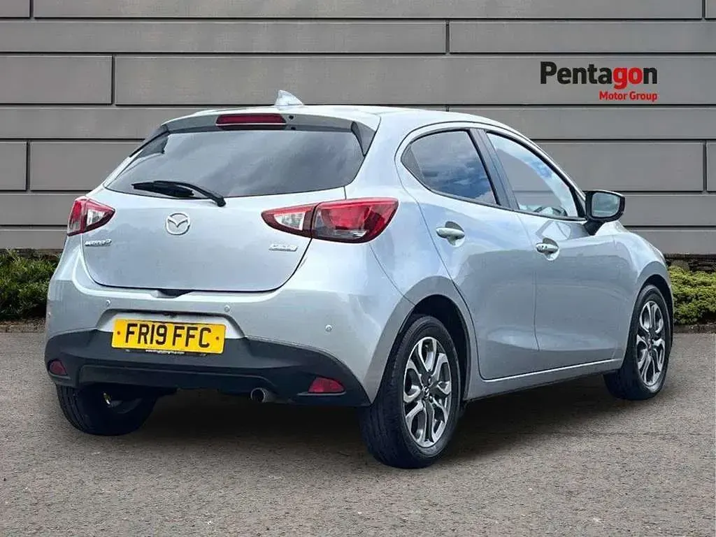 Used Mazda 2 Inclusive 113 HP (83 kW) 2019 Silver Hatchback