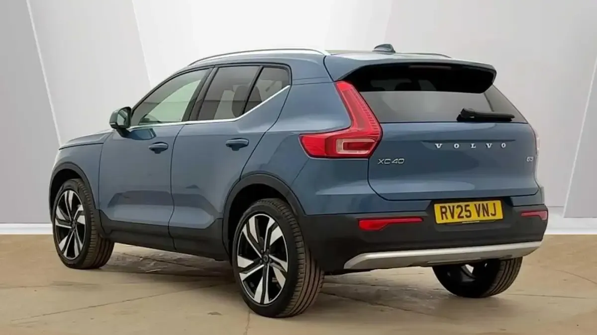 Used Volvo XC40 Ultra 2025 Blue SUV