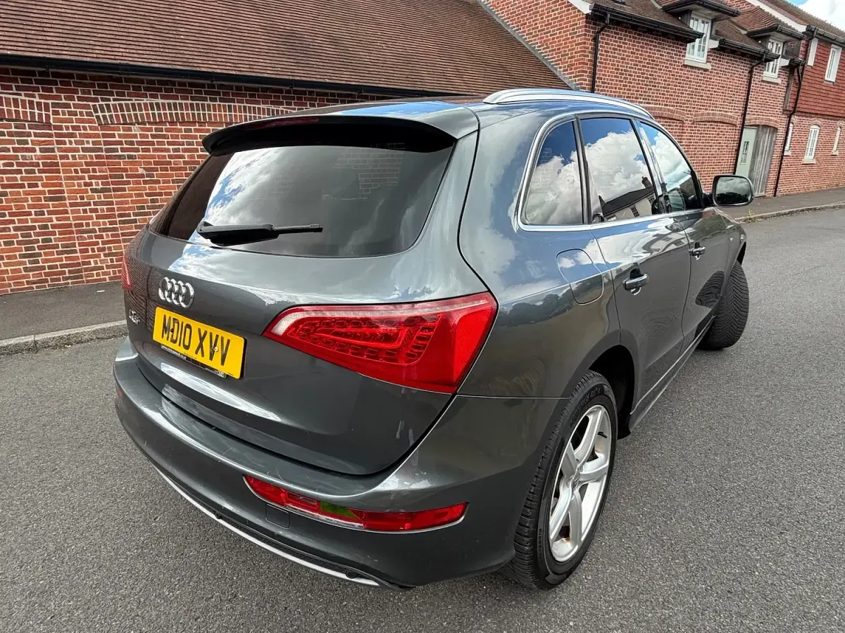 Used Audi Q5 S-Line 170 HP (125 kW) 2010 Grey SUV
