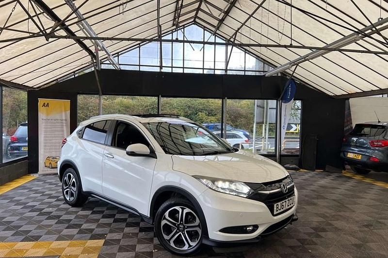 White Used 2017 Honda HR-V EX SUV | £10,975 (Fair price) - Image 1/1