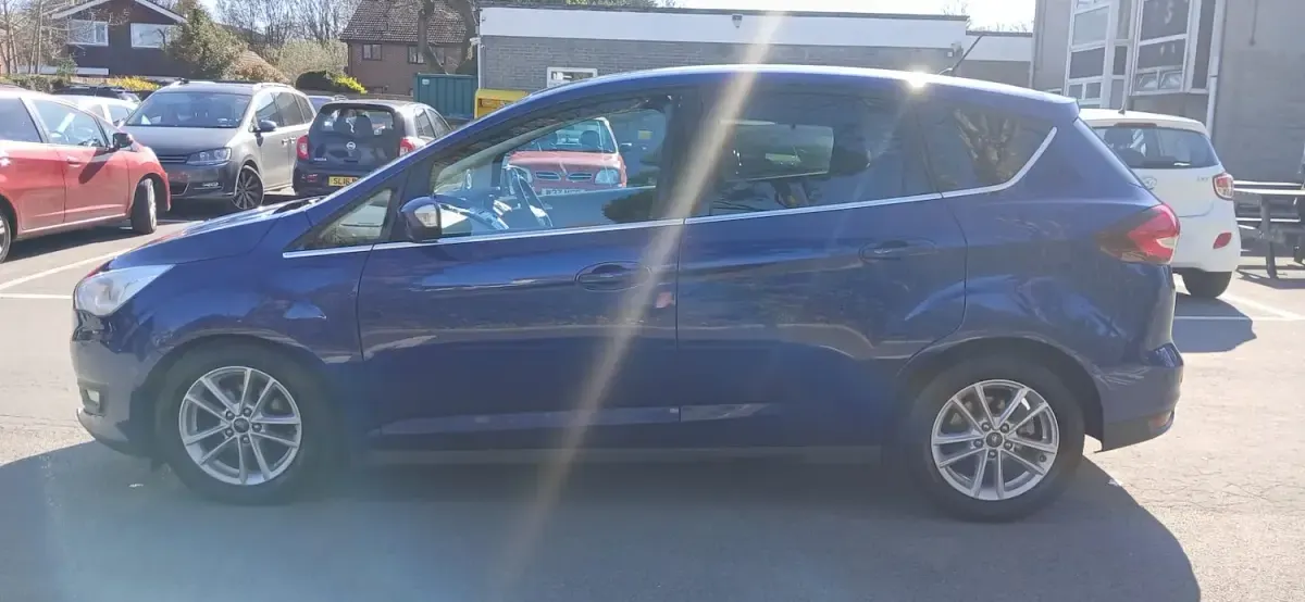 Used Ford C-MAX Zetec 125 HP (91 kW) 2017 Blue MPV