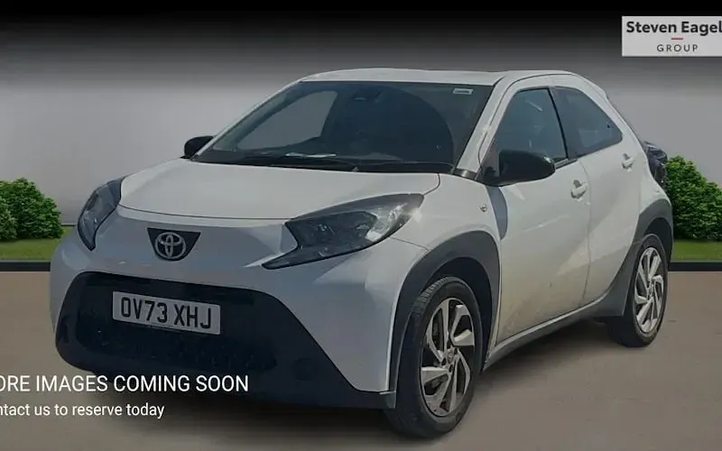 Used Toyota Aygo X PURE 72 HP (52 kW) 2025 SUV