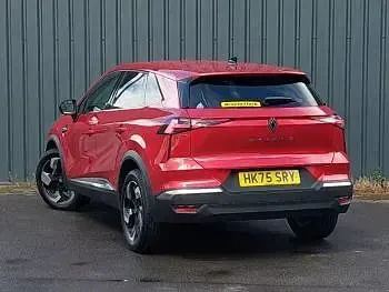 Used Renault Symbioz Techno 140 HP (102 kW) 2025 Red SUV