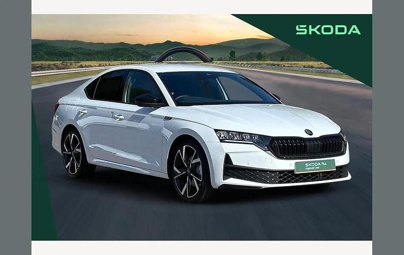 Used Skoda Octavia SportLine 150 HP (110 kW) 2025 Moon white Hatchback