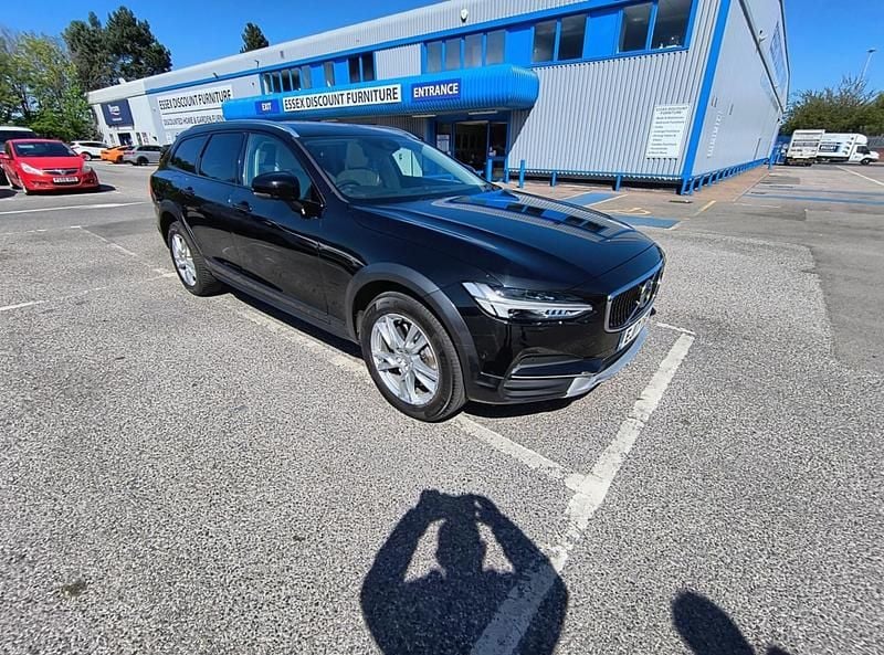 Used Volvo V90 CC 2017 Black Estate
