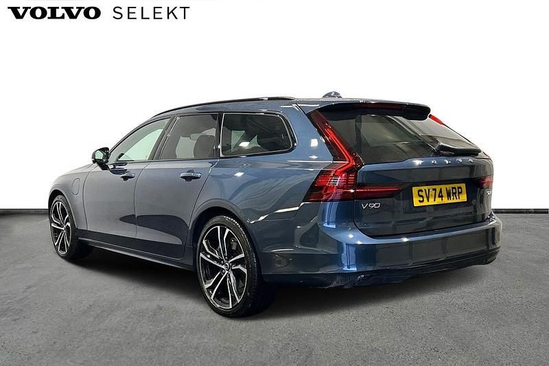 Used Volvo V90 Ultra 449 HP (330 kW) 2024 Blue Estate