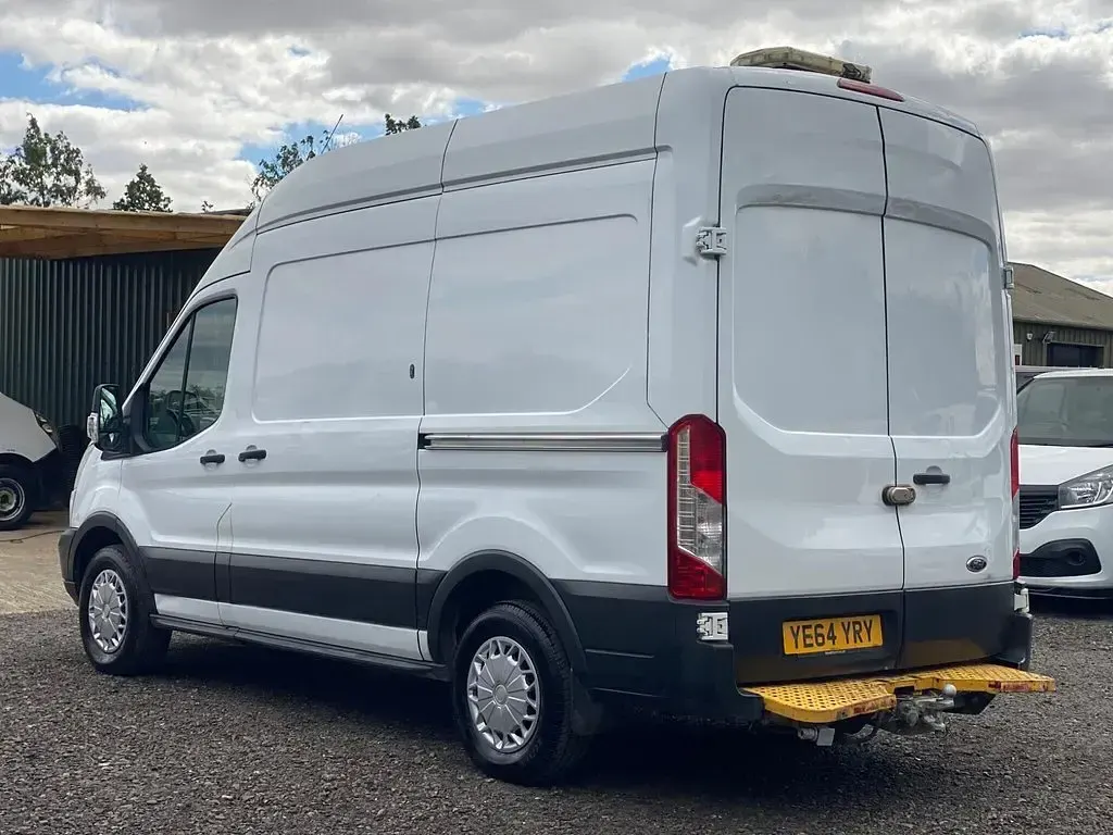 Used Ford Transit 125 HP (91 kW) 2014 White Van