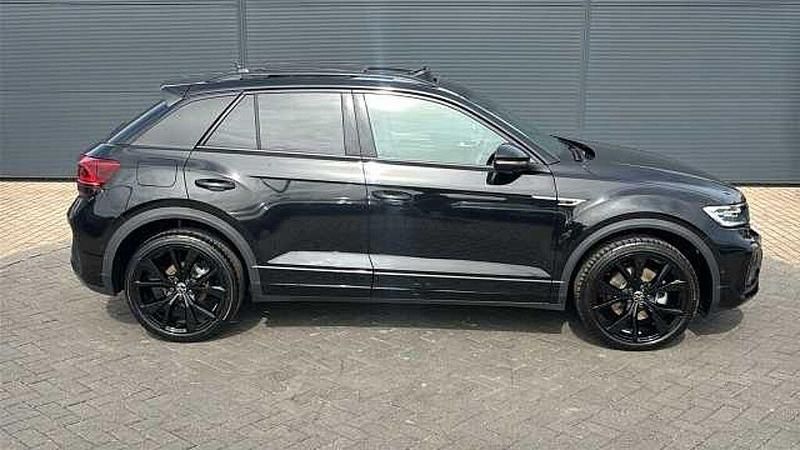 Usado VW T-Roc 150 HP (110 kW) 2025 SUV