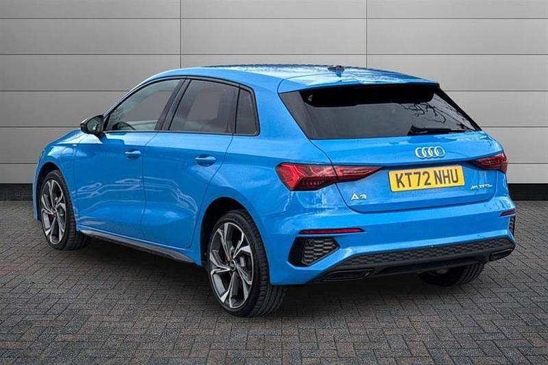 Used Audi A3 e-tron Competition 245 HP (180 kW) 2023 Blue Hatchback