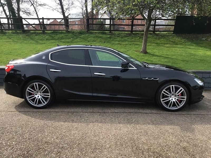 Used Maserati Ghibli 275 HP (202 kW) 2016 Black Sedan
