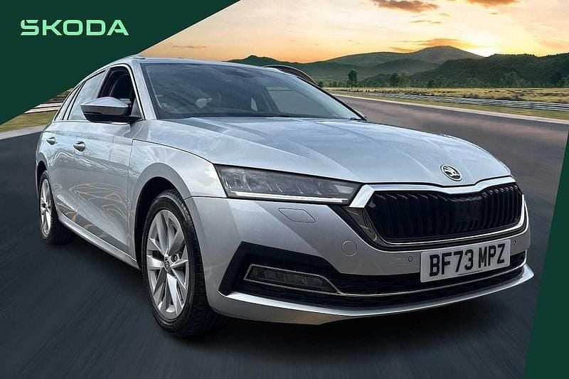 Used Skoda Octavia SE L 147 HP (108 kW) 2023 Silver Estate
