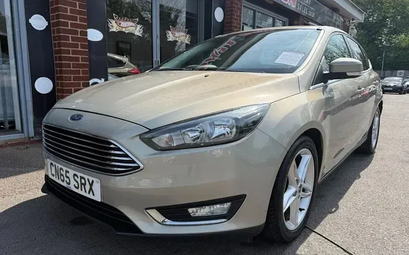 Begagnad Ford Focus Titanium 125 HK (91 kW) 2017 Halvkombi