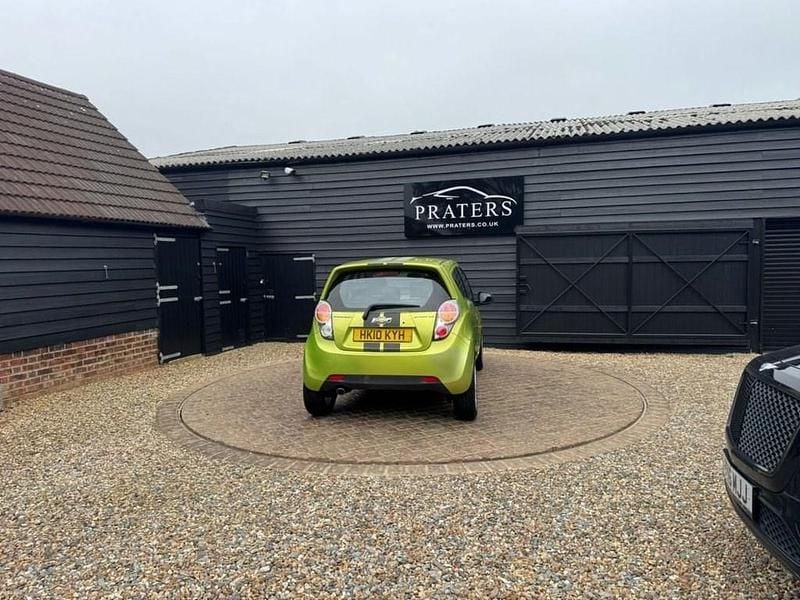 Used Chevrolet Spark LS 68 HP (50 kW) 2010 Green Hatchback