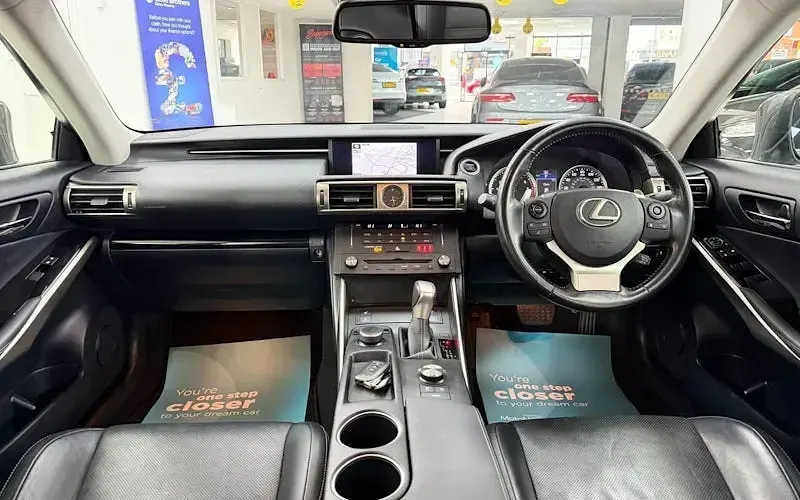 Usado Lexus IS300h 223 CV (164 kW) 2018 Berlina