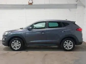 Used Hyundai Tucson SE 132 HP (97 kW) 2018 Grey SUV