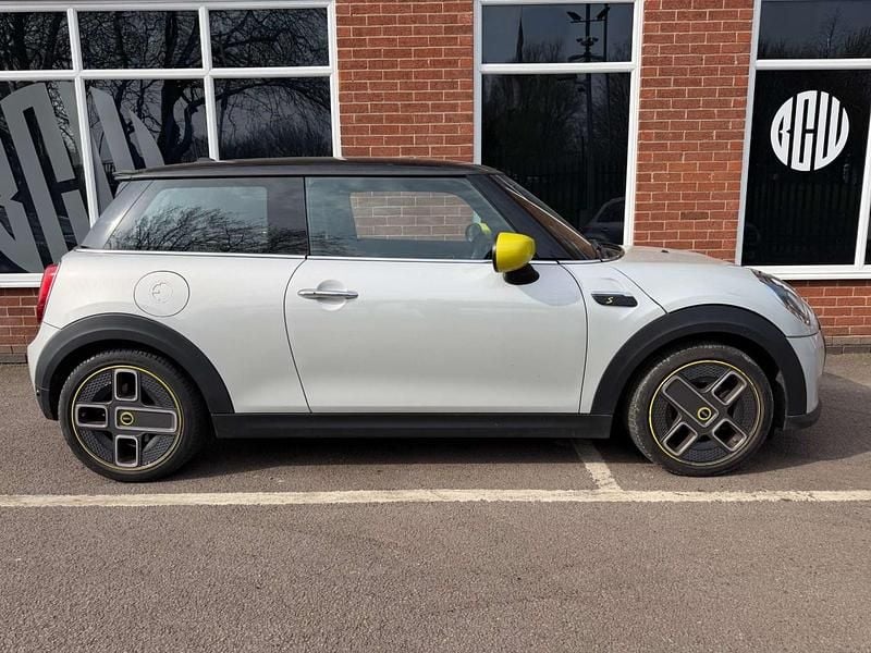 Used Mini Cooper S Hatch 135 kW (184 HP) 2022 Silver Hatchback