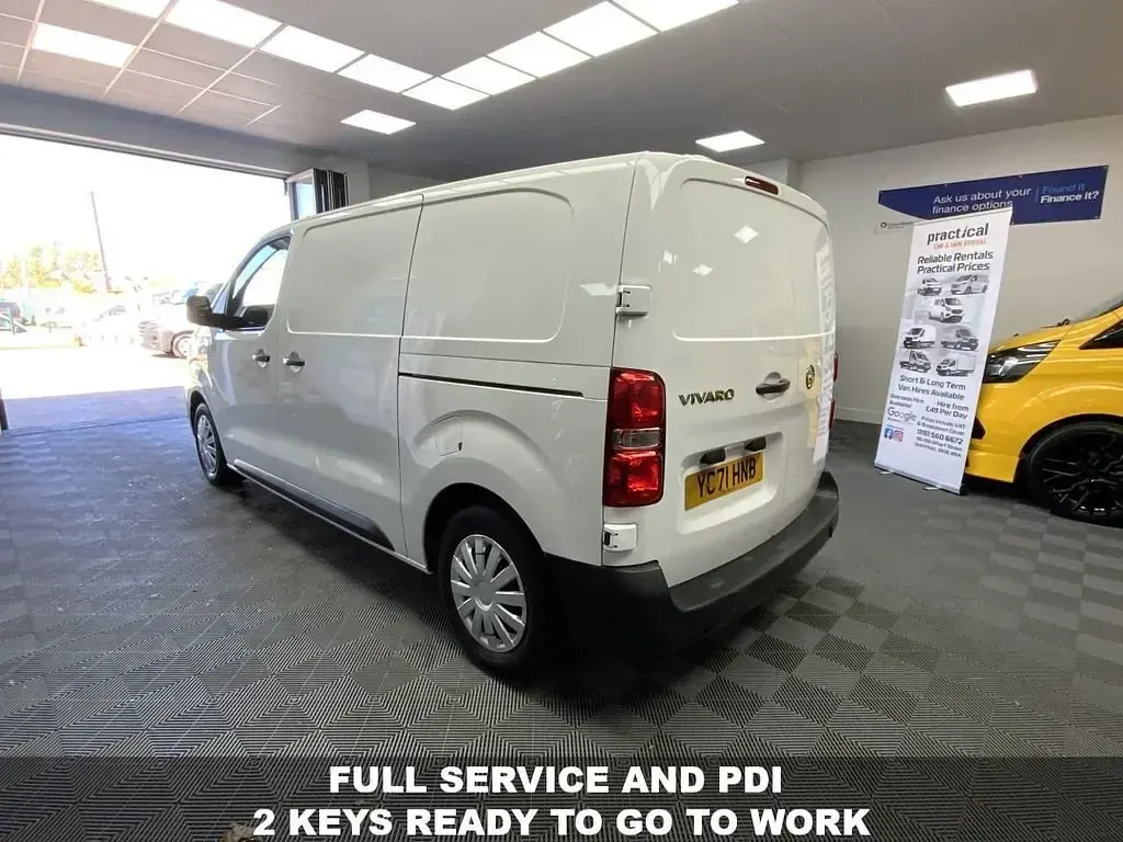 Gebraucht Vauxhall Vivaro Edition 2021 Weiß Van / Kleinbus