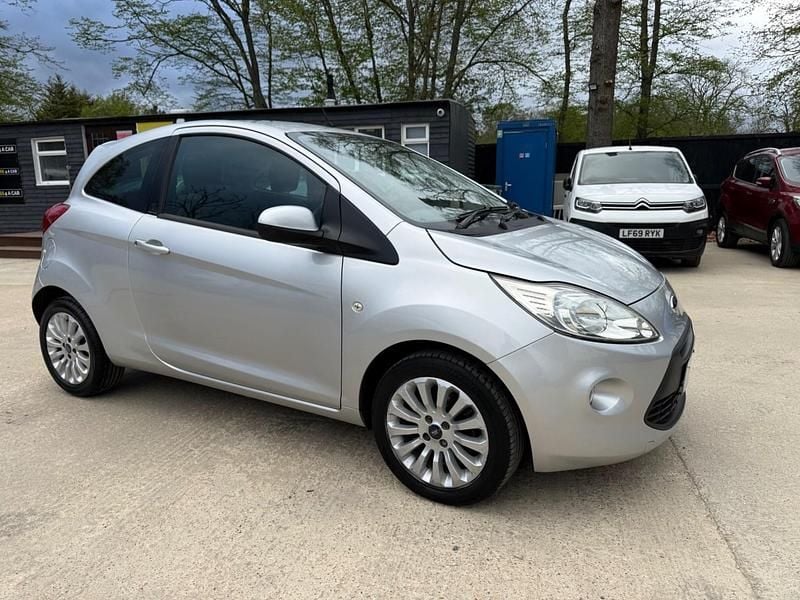 Used Ford Ka Zetec 69 HP (50 kW) 2014 Silver Hatchback