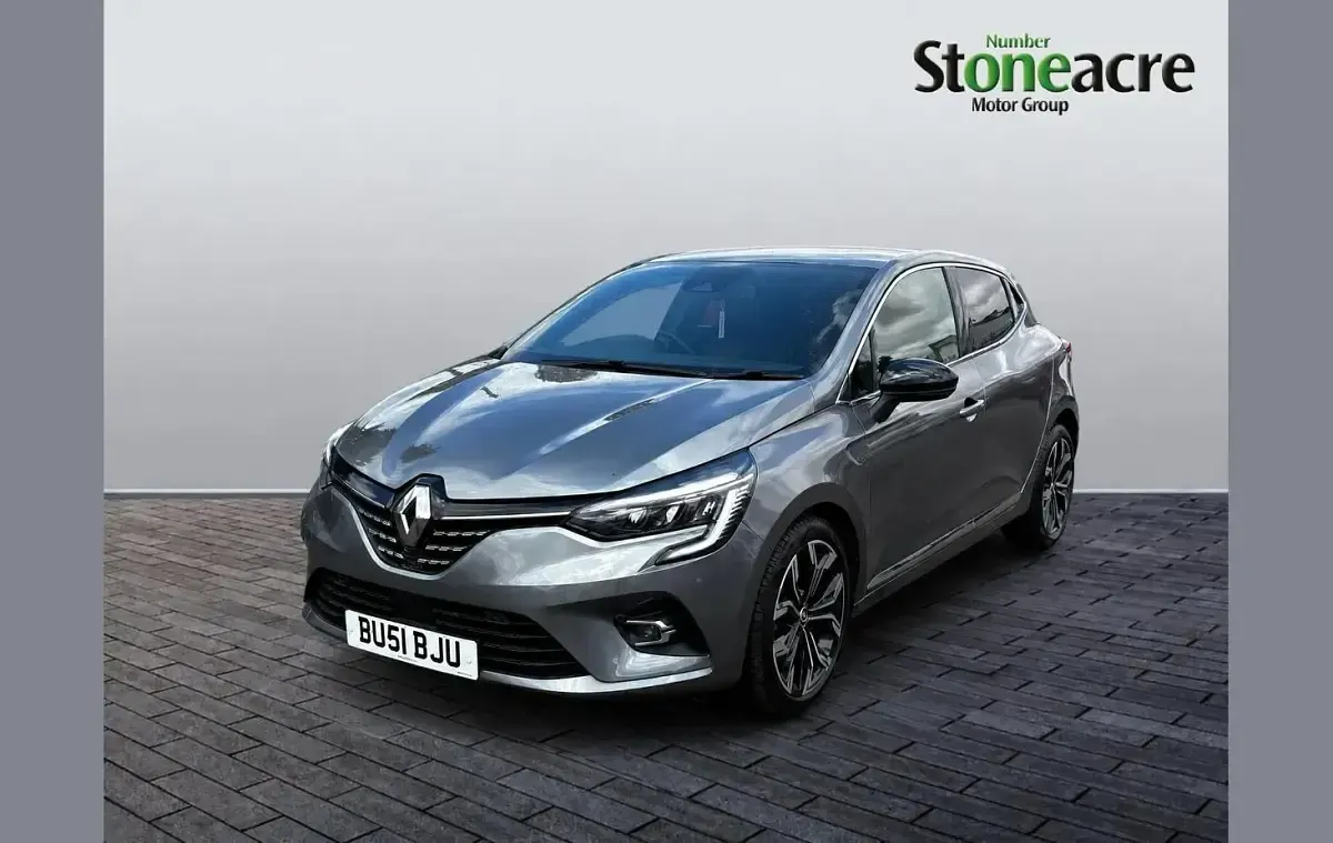 Used Renault Clio Techno 88 HP (64 kW) 2022 Grey Hatchback