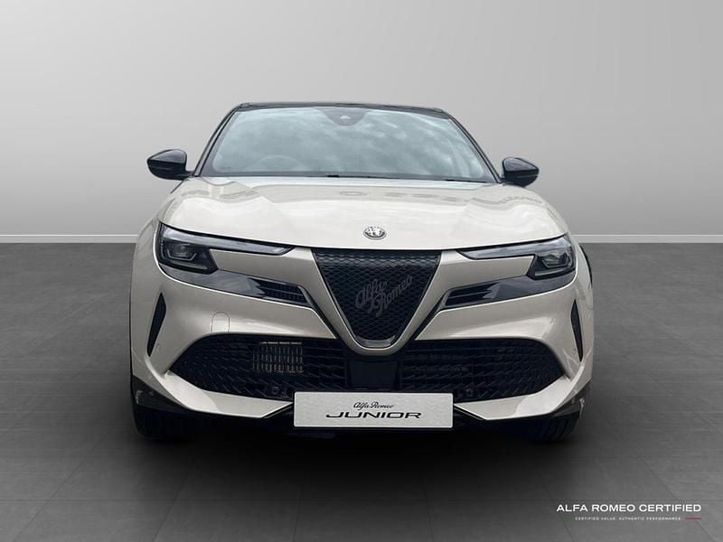 New Alfa Romeo Junior 134 HP (98 kW) 2026 Brown SUV