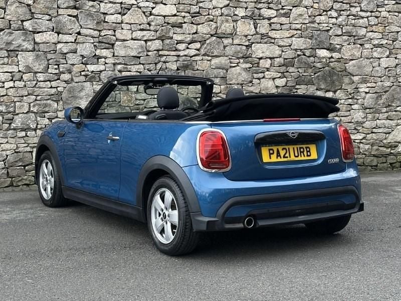 Used Mini Cooper Cabriolet Classic 134 HP (98 kW) 2021 Blue Cabriolet