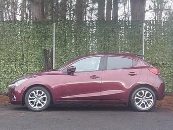 Used Mazda 2 Inclusive 115 HP (84 kW) 2017 Red Hatchback