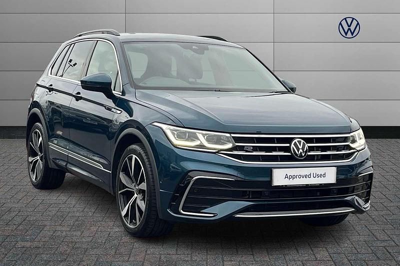 Blue Used 2023 VW Tiguan R-line SUV | £28,250 (Fair price) - Image 1/4