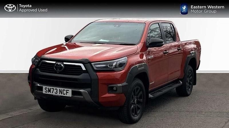 Used Toyota HiLux 201 HP (147 kW) 2024 Orange Pickup