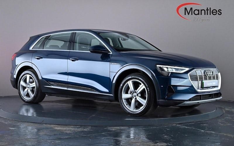 Used 2023 Audi e-tron Design SUV | £19,795 (Good price) - Image 1/4