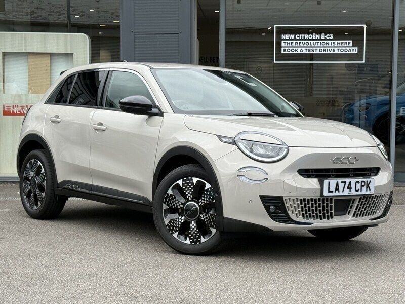 Beige New 2025 Fiat 600 La Prima Hatchback | £24,995 (A bit pricey) - Image 1/4
