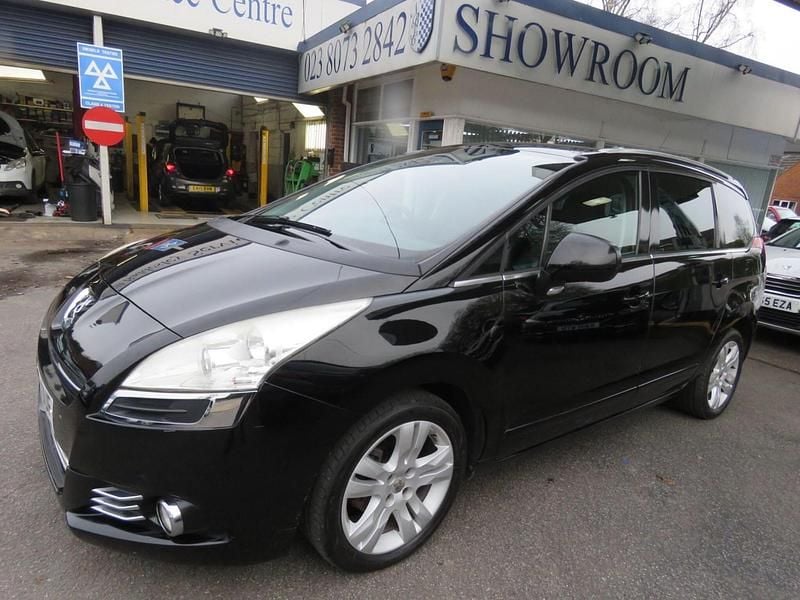 Used Peugeot 5008 2011 Black MPV