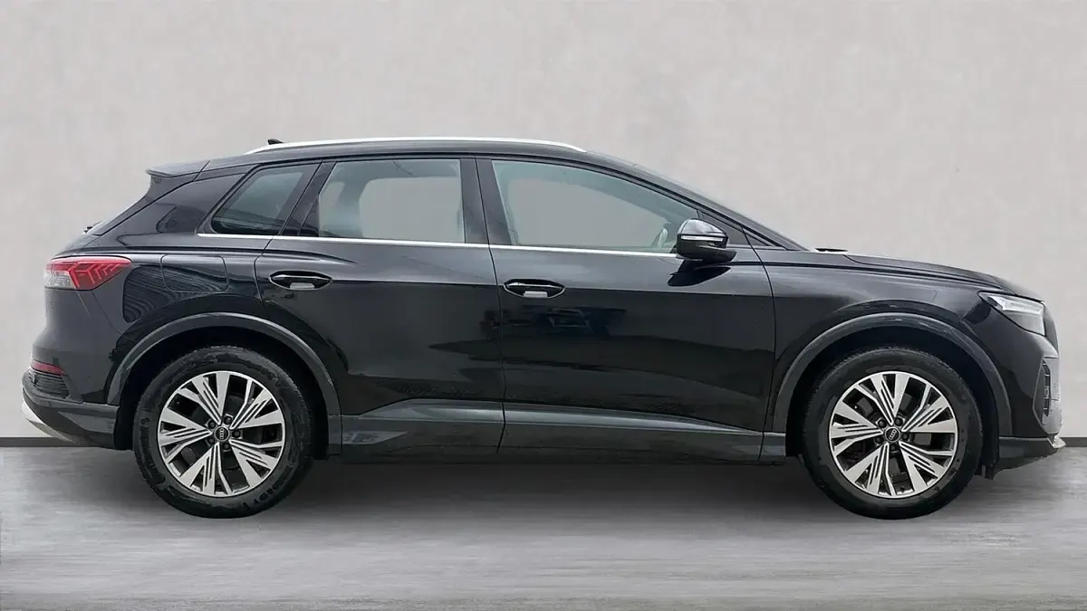 Used Audi Q4 e-tron Sport 150 kW (204 HP) 2023 Black SUV