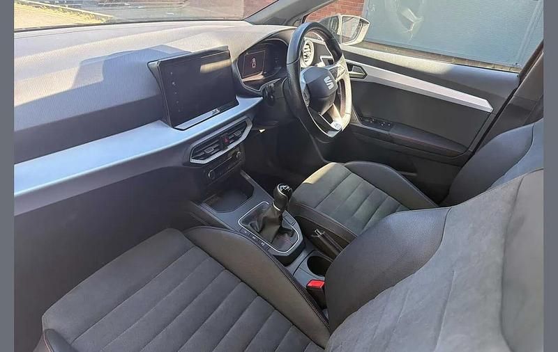 Used Seat Ibiza FR Sport 113 HP (83 kW) 2024 Black Hatchback