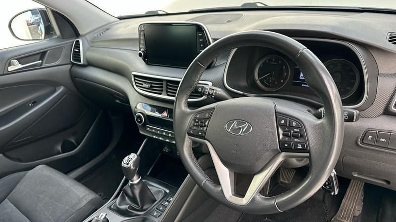 Used Hyundai Tucson SE 132 HP (97 kW) 2020 Black SUV