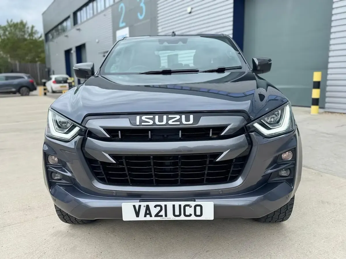 Used Isuzu D-Max 163 HP (119 kW) 2021 Grey Pickup