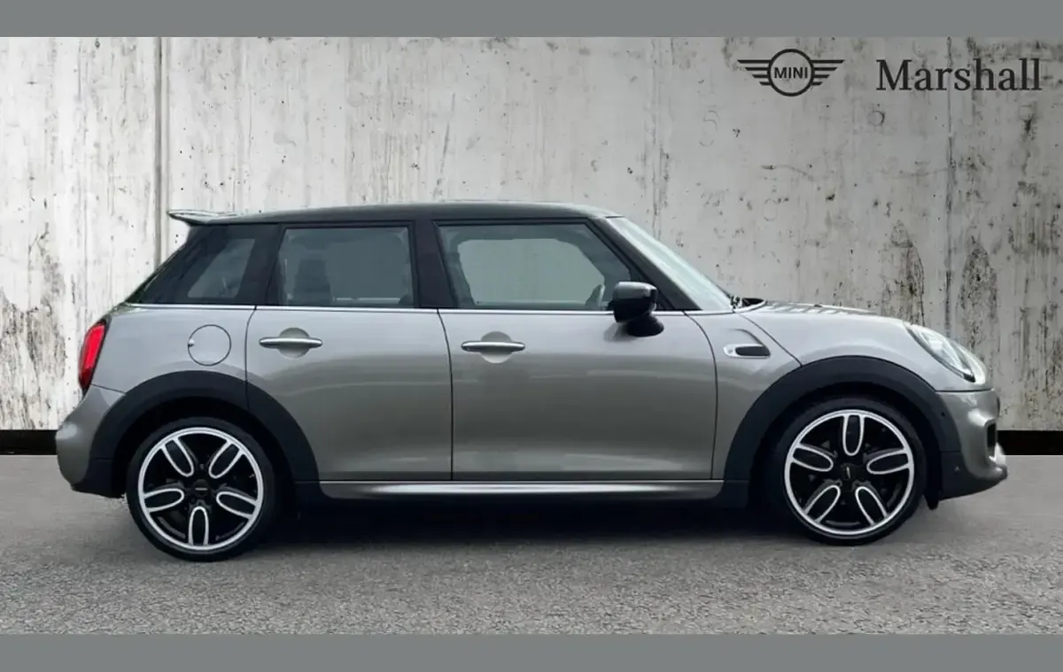 Used Mini Cooper Hatch 134 HP (98 kW) 2020 Silver Hatchback