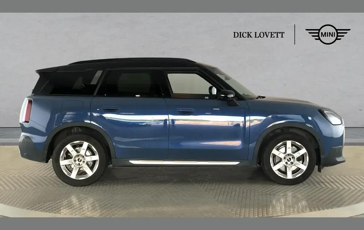 Used Mini Countryman Exclusive 170 HP (125 kW) 2024 Blue SUV