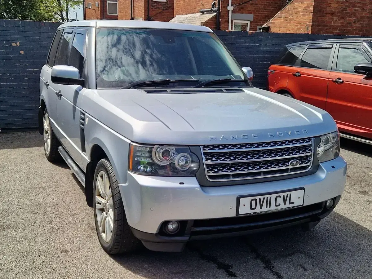 Used Land Rover Range Rover Vogue 2011 Silver SUV