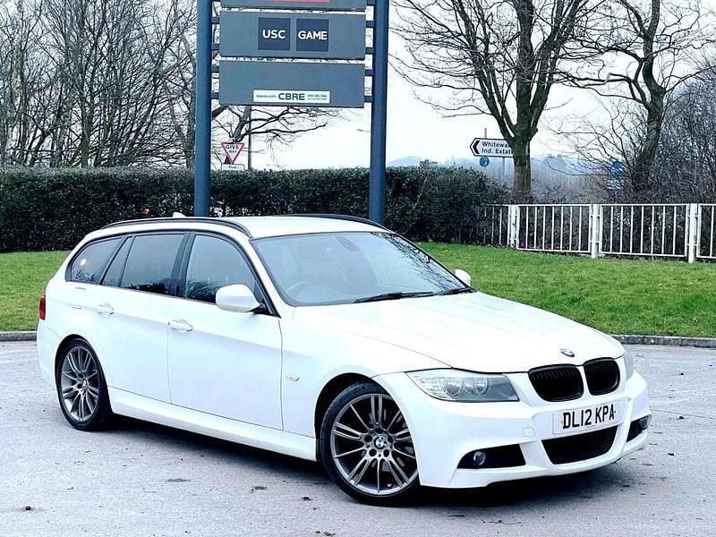 Used BMW 320 Sport Line 184 HP (135 kW) 2012 White Estate