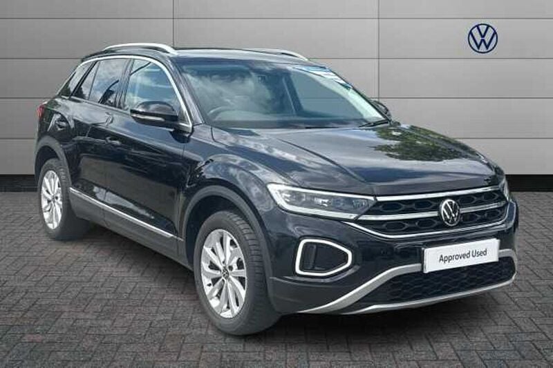 Black Used 2024 VW T-Roc Style SUV | £21,993 (Fair price) - Image 1/4