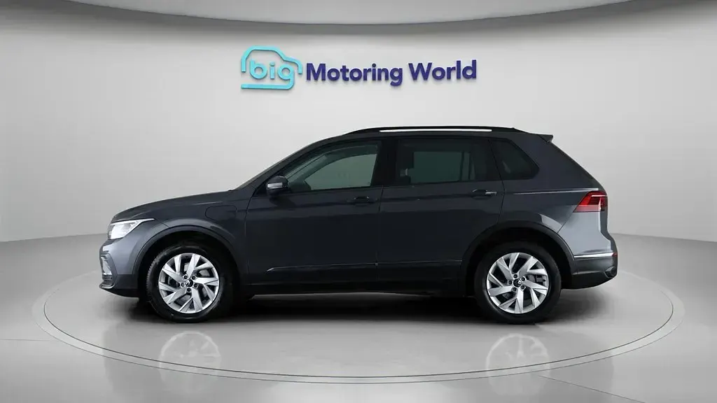 Second-hand VW Tiguan S 245 CP (180 kW) 2022 Gri SUV