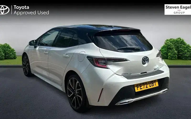 Used Toyota Corolla 184 HP (135 kW) 2022 Hatchback