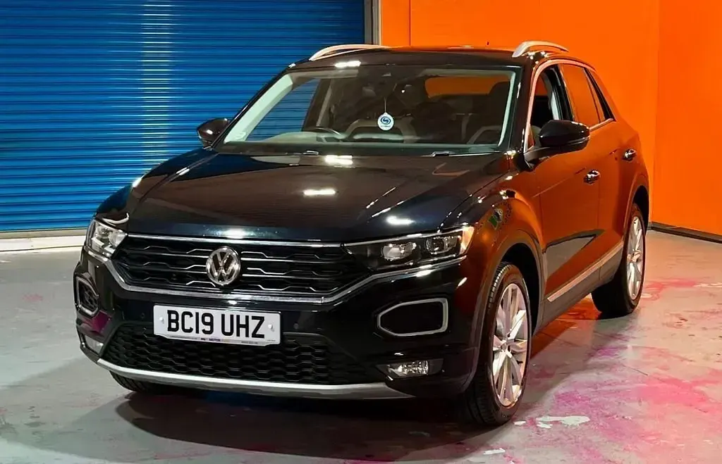 Used VW T-Roc SEL 150 HP (110 kW) 2019 Black SUV