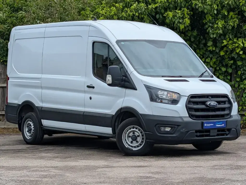 Used Ford Transit S 105 HP (77 kW) 2020 White Van