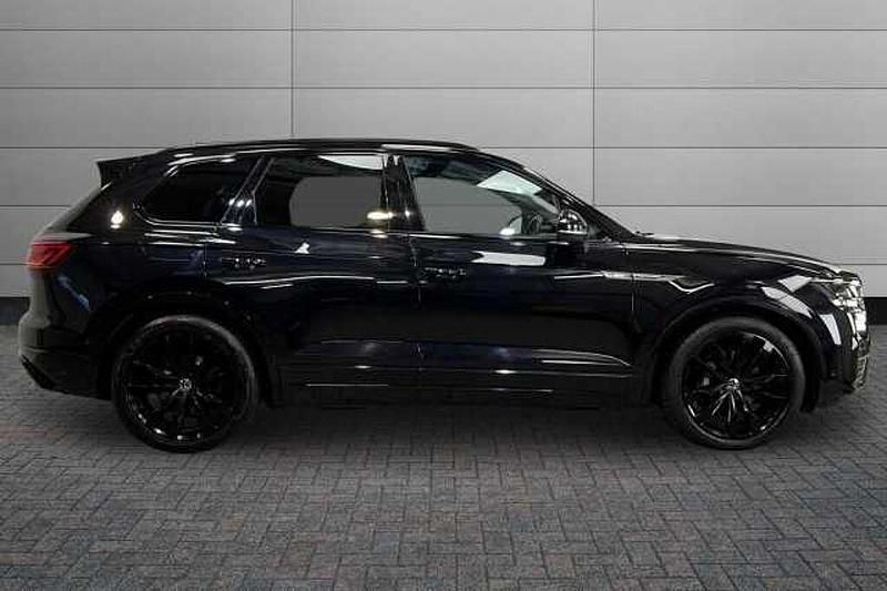 Used VW Touareg Black Edition 286 HP (210 kW) 2021 Black SUV