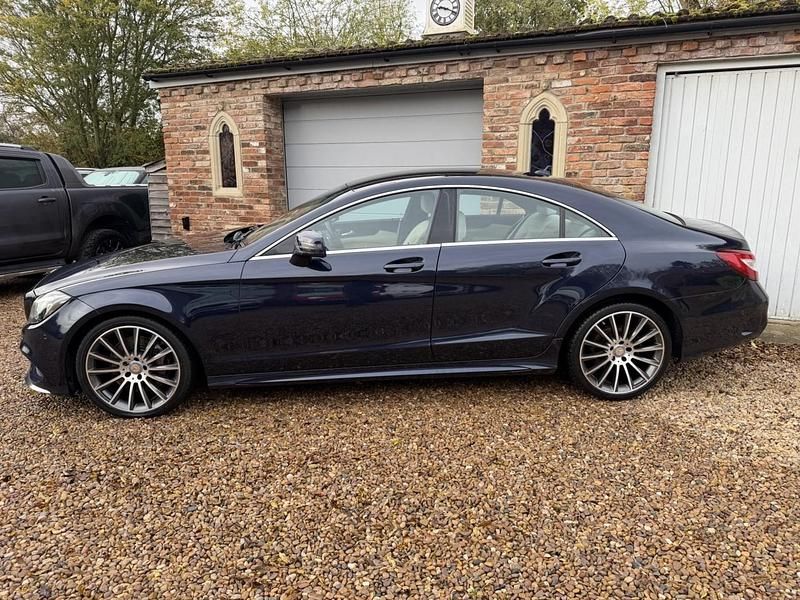 Used Mercedes CLS350 AMG line 2015 Blue Sedan