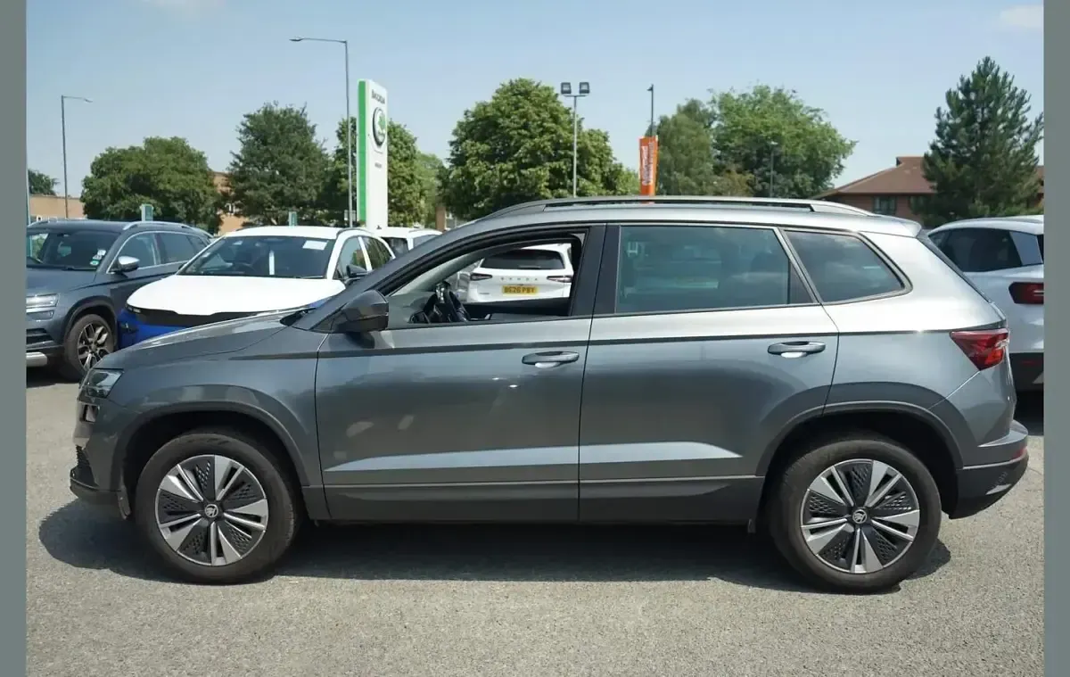 Used Skoda Karoq SE Drive 147 HP (108 kW) 2024 Grey SUV