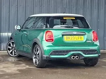 Used Mini Cooper S Exclusive 178 HP (130 kW) 2023 Green Hatchback